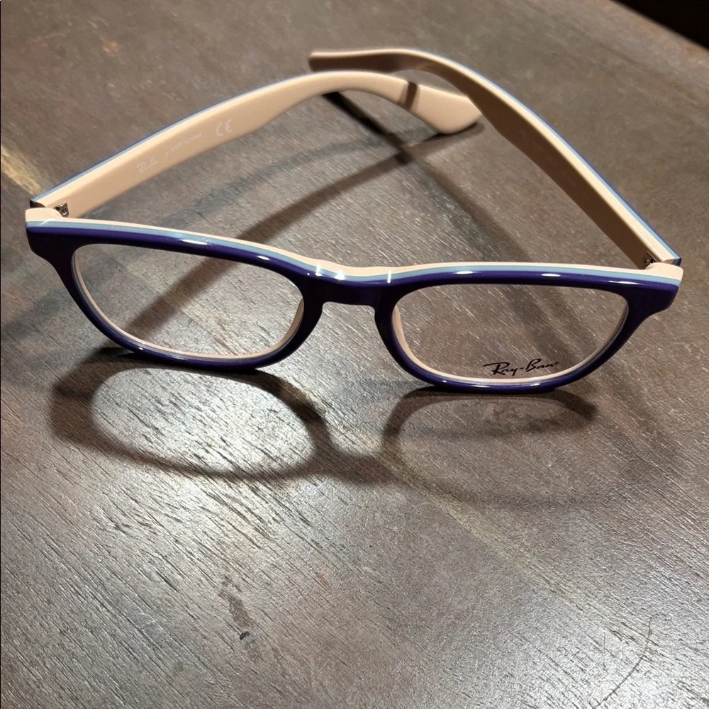 Ray-Ban Violet Glasses with Royal Blue Case